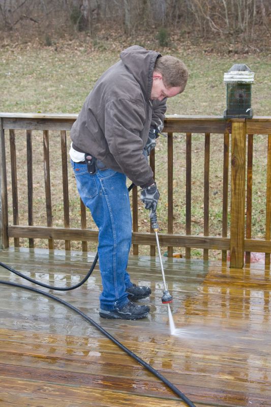 Deck Washing And Staining